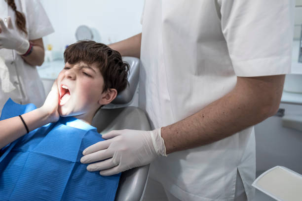 Best Dentist Open Late Near Me  in Petaluma, CA